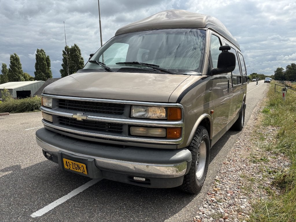 2x Chevrolet Express GMC Savana Chevy Van Camper buscamper, Automaat, Achterwielaandrijving, 8 cilinders, Blauw