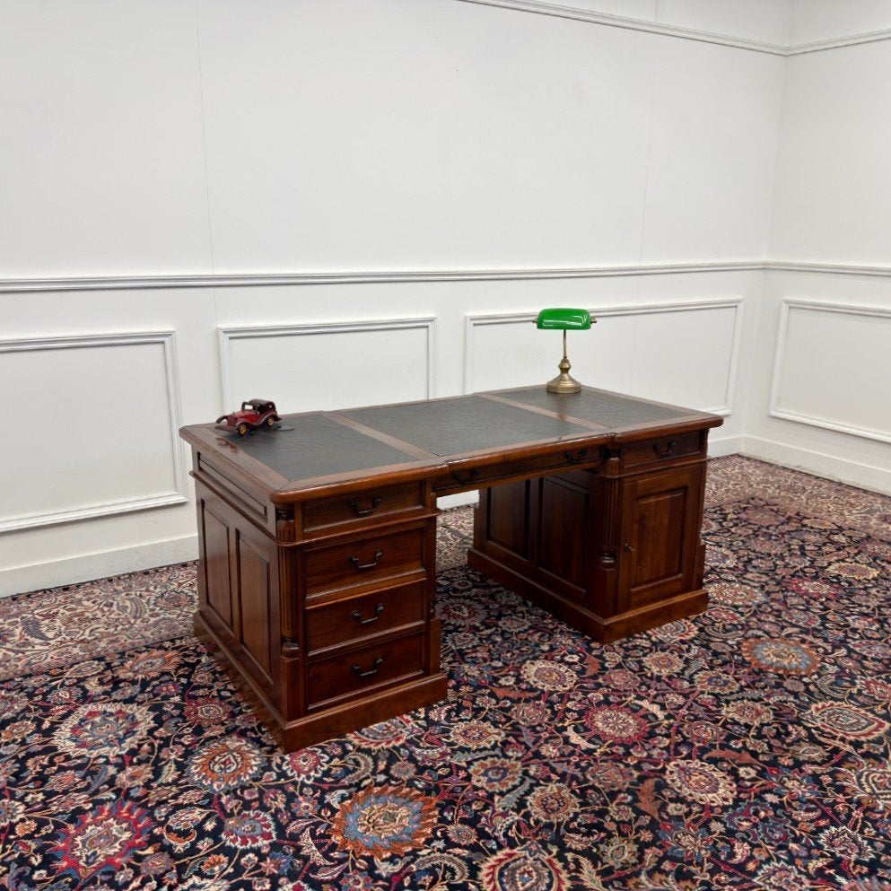 Klassiek Engels Chesterfield Bureau Partnerdesk, Antiek en Kunst, Ophalen