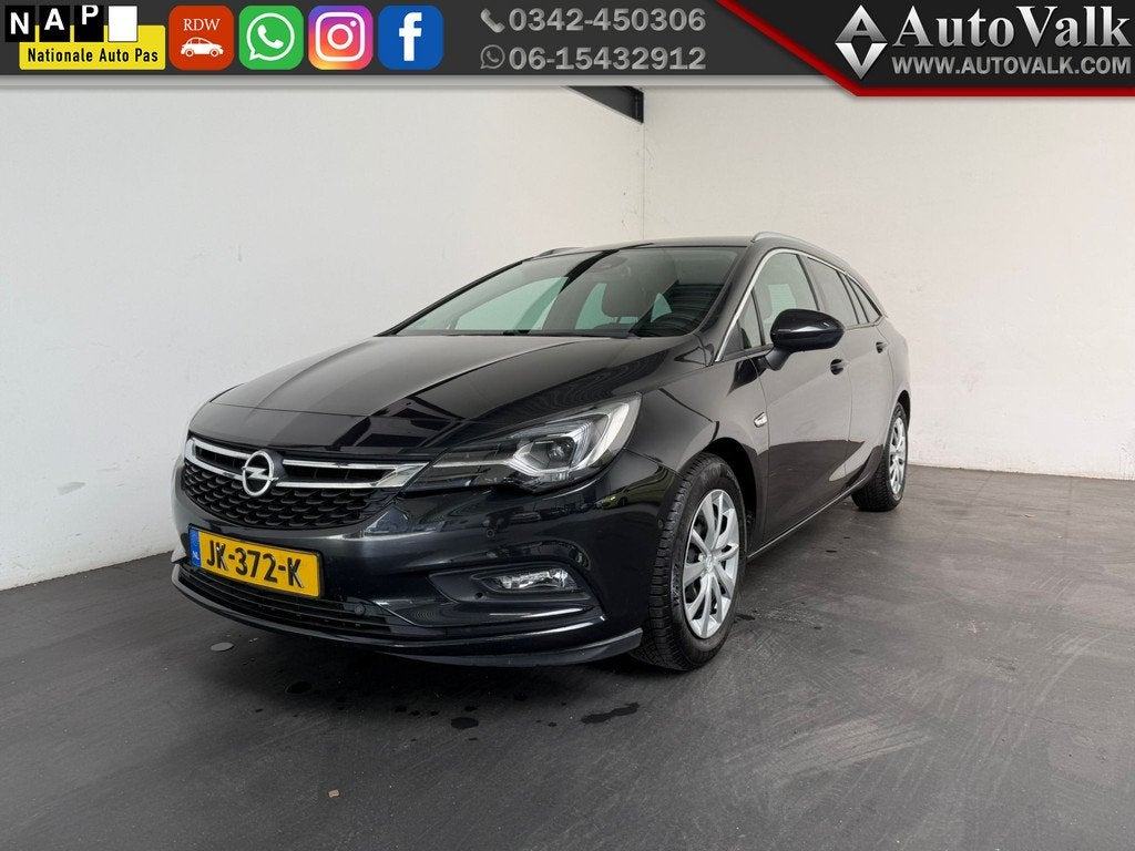 Opel Astra Sports Tourer 1.4 Innovation. Trekhaak!, Auto's, Voorwielaandrijving, Gebruikt, 4 cilinders, Zwart