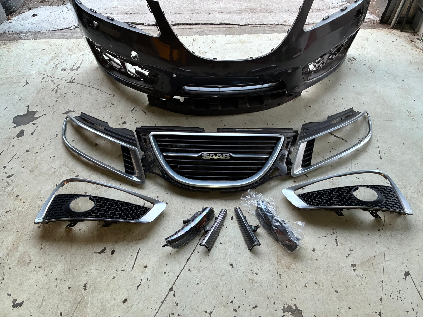 ZELDZAAM saab 9-5 aero ng voorbumper, Ophalen, Mvwhandel@gmail.con, Gebruikt, Voor