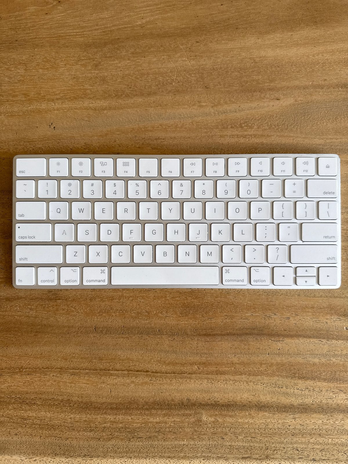 Apple Magic Keyboard (QWERTY), Computers en Software, Ophalen of Verzenden, Qwerty, Gebruikt, Draadloos