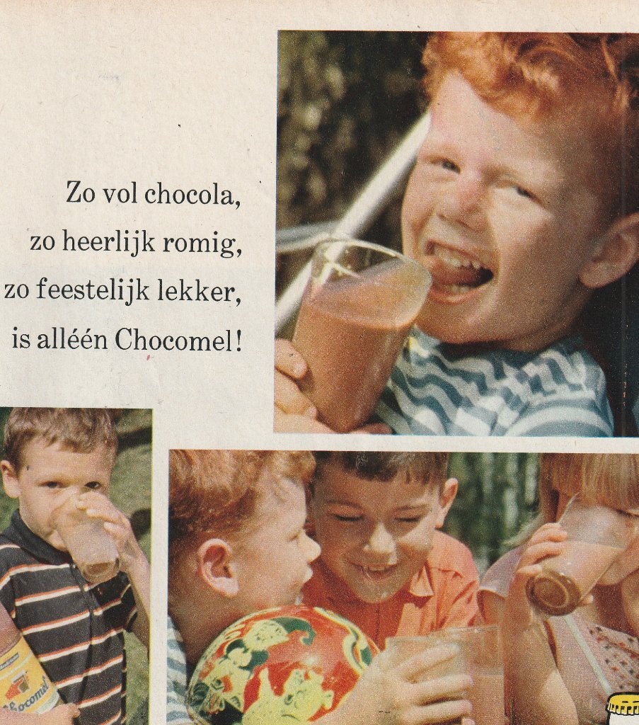 Retro reclame 1966 Nutricia Chocomel jongetjes met bal, Verzenden, Overige typen