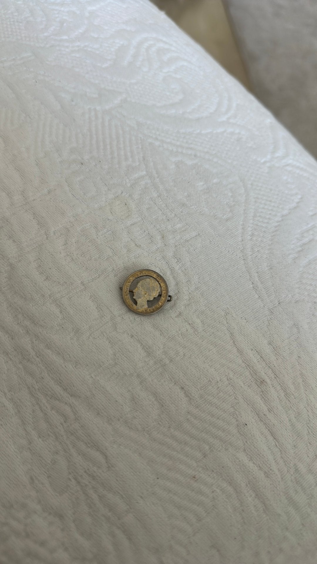 Wilhelmina speldje, Verzamelen, Ophalen of Verzenden, Zo goed als nieuw, Speld(je) of Lepel(tje)