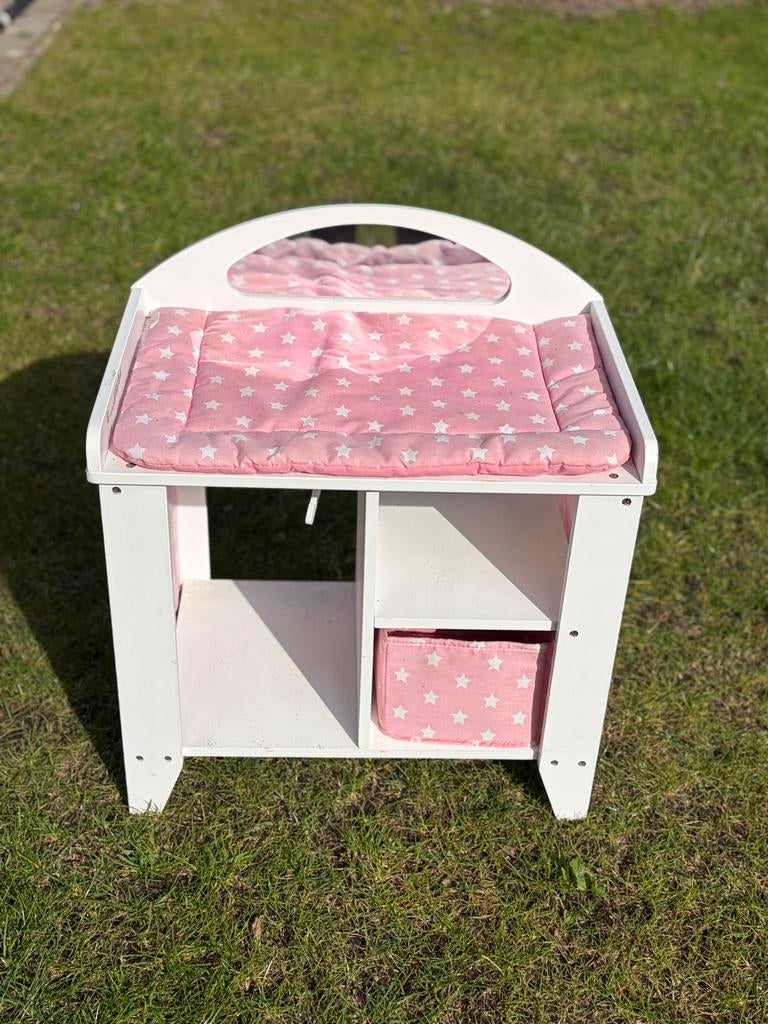 Howa poppen commode, Ophalen, Zo goed als nieuw, Overige typen