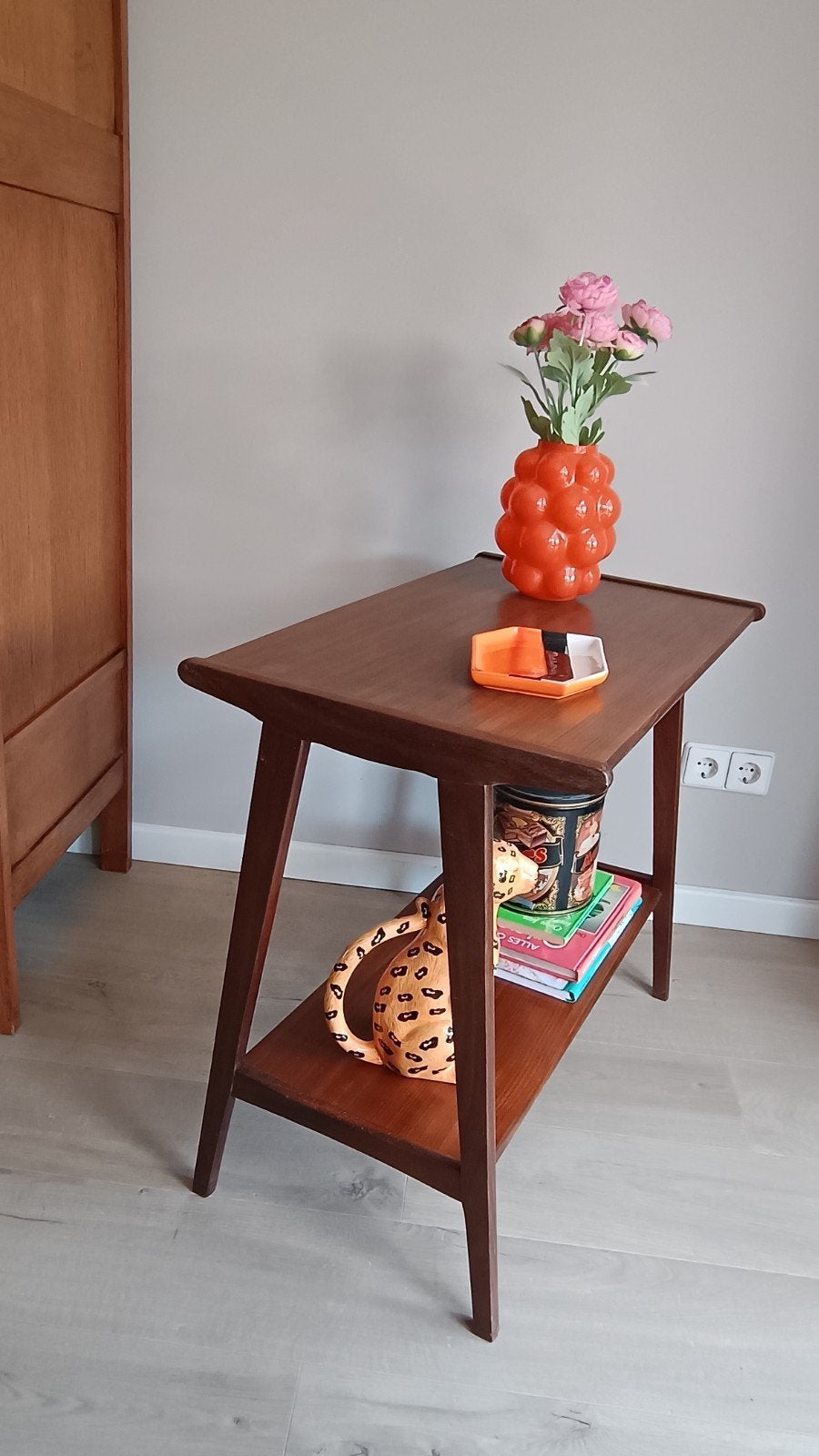 Vintage Mid Century teakhouten bijzettafel, jaren 50/60, Huis en Inrichting, Ophalen, Gebruikt, 50 tot 100 cm, Onbekend