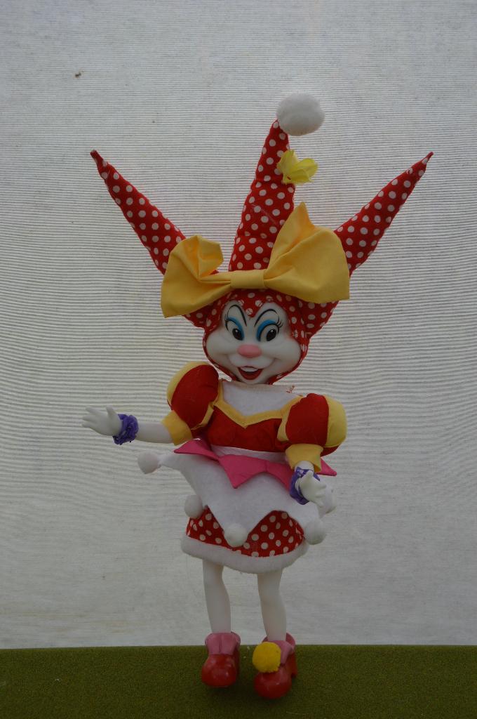 Uit de Efteling: vintage Pardijntje pop/ knuffel van kunstst, Ophalen of Verzenden, Gebruikt, Beeldje of Poppetje