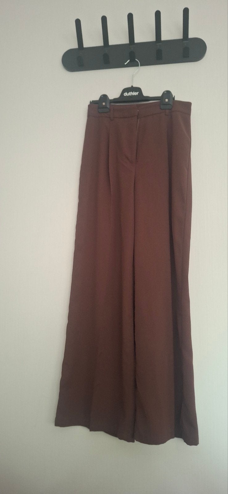 Bruine pantalon, Bruin, Ophalen of Verzenden, Zo goed als nieuw, Maat 34 (XS) of kleiner