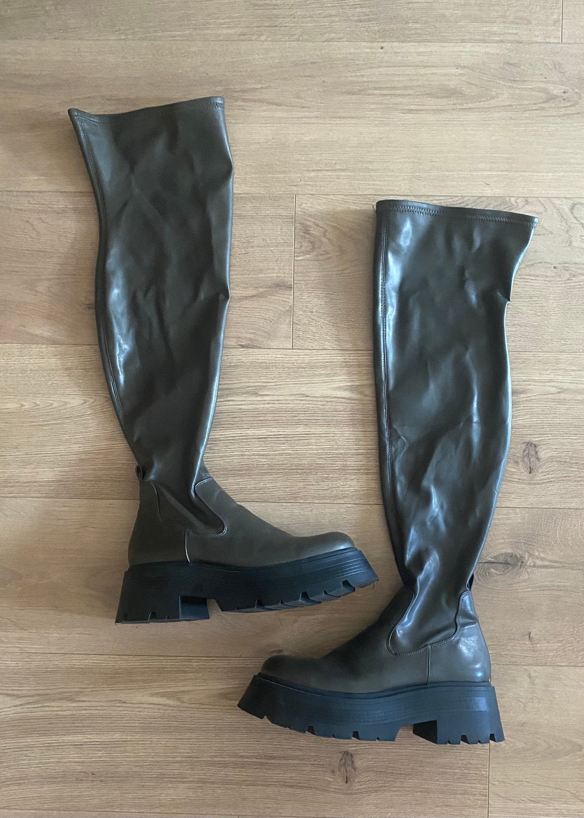 Zgan overknee platformlaarzen van PULL&BEAR..mt:40, Verzenden, C, Groen, Hoge laarzen