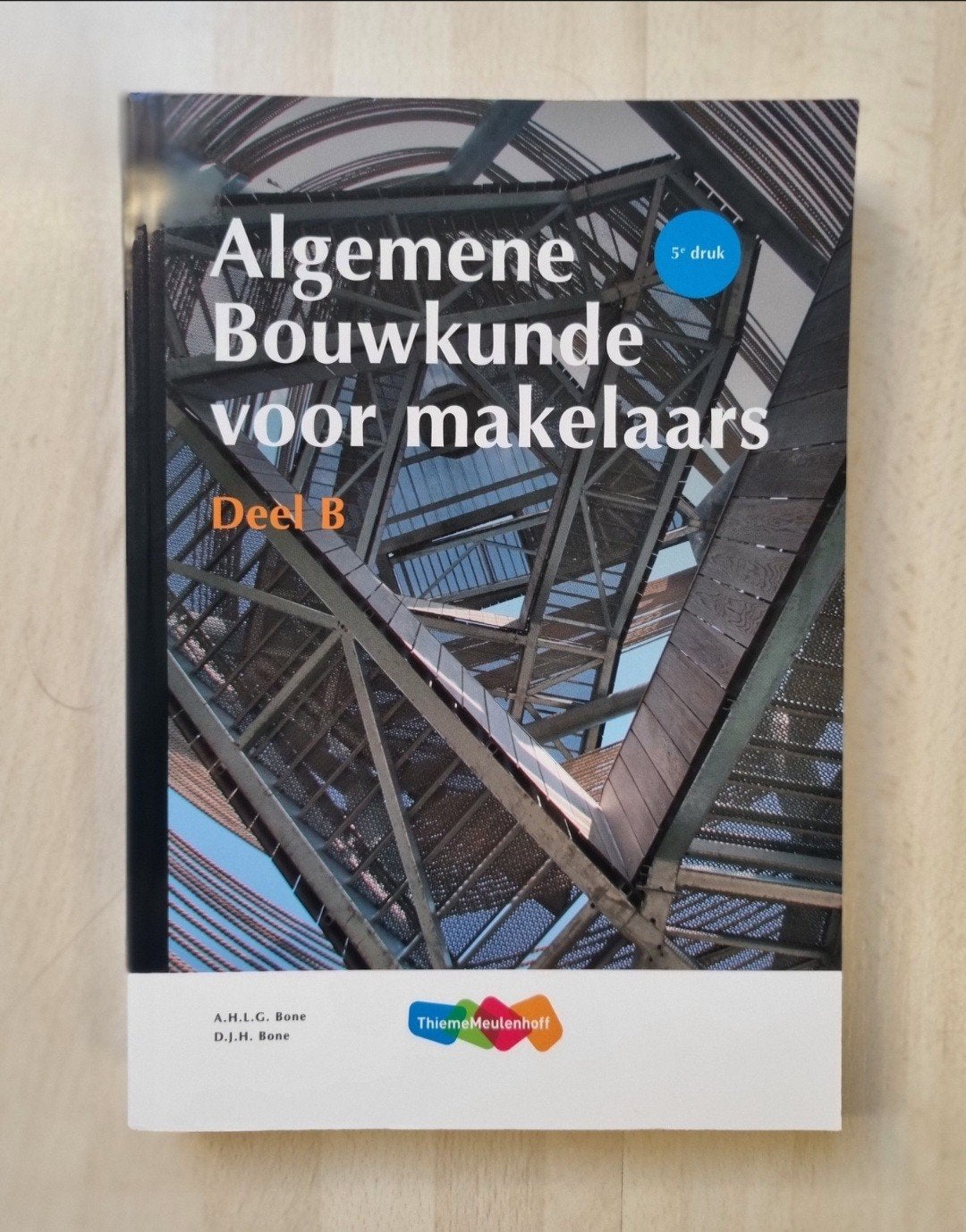 Algemene Bouwkunde voor Makelaars deel B (nieuw), Boeken, Ophalen of Verzenden