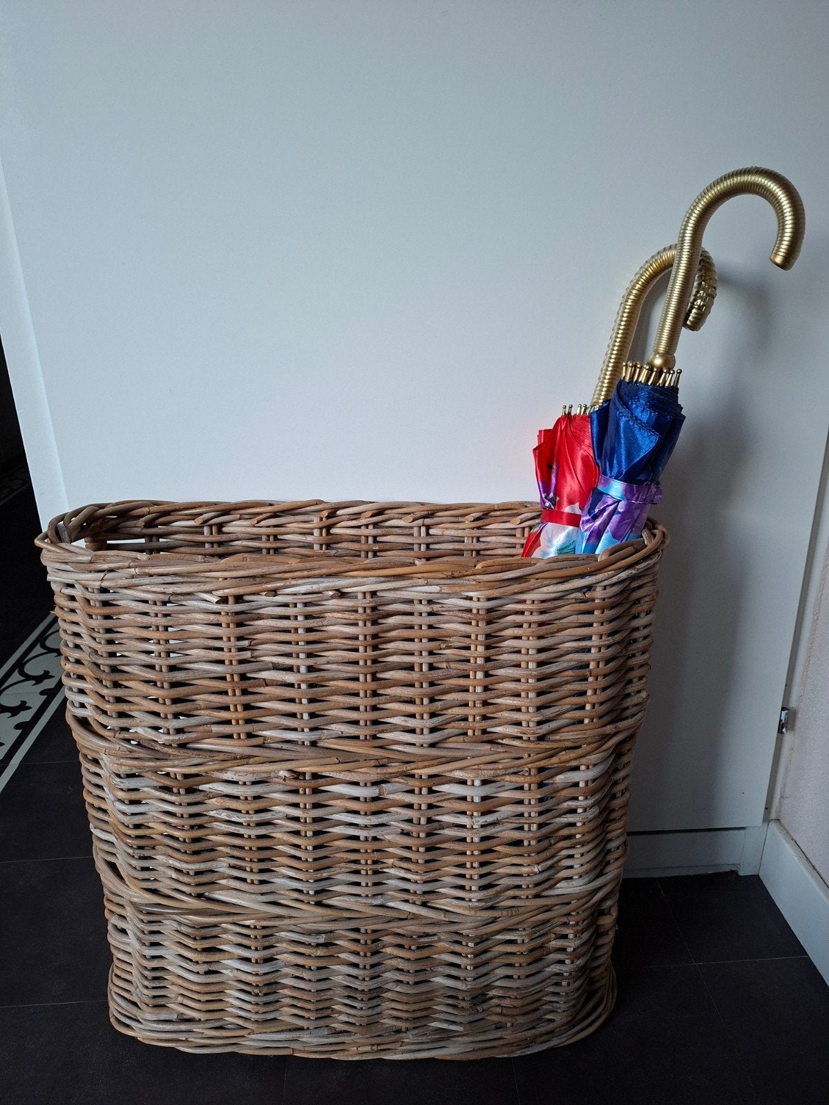 Mooie Kubu Rattan Rieten Rotan Paraplubak Paraplumand, Ophalen, Zo goed als nieuw, Riet