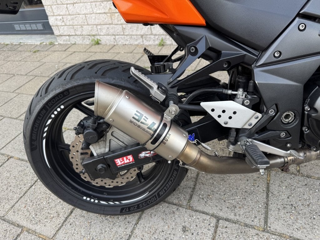 Kawasaki Tour Z 750 27976KM yoshimura uitlaat Grote Beurt, Motoren, Motoren | Kawasaki, 1-1, Kawasaki‑cho
673‑8666  Akashi‑shi, JP