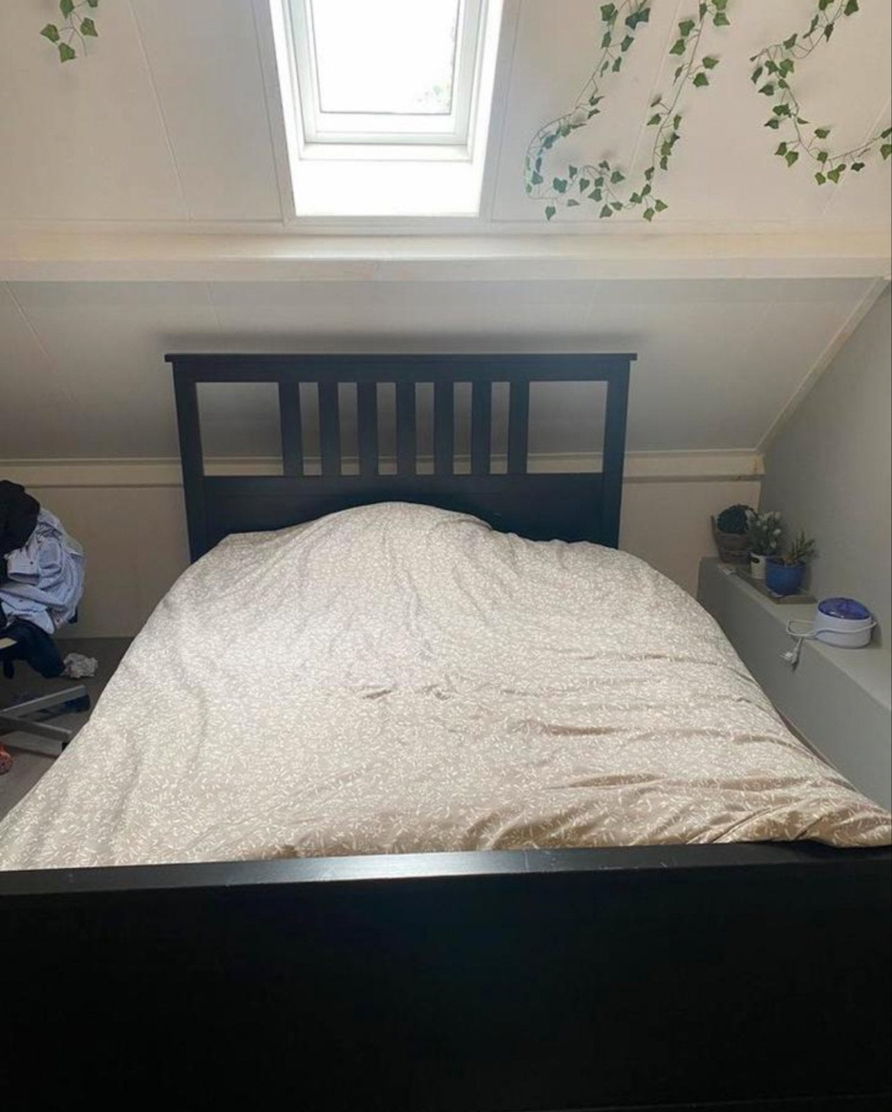 IKEA HEMNES Bedframe Zwartbruin 160x200 cm, Huis en Inrichting, Slaapkamer | Bedden, Ophalen, Gebruikt, Zwart, Tweepersoons
