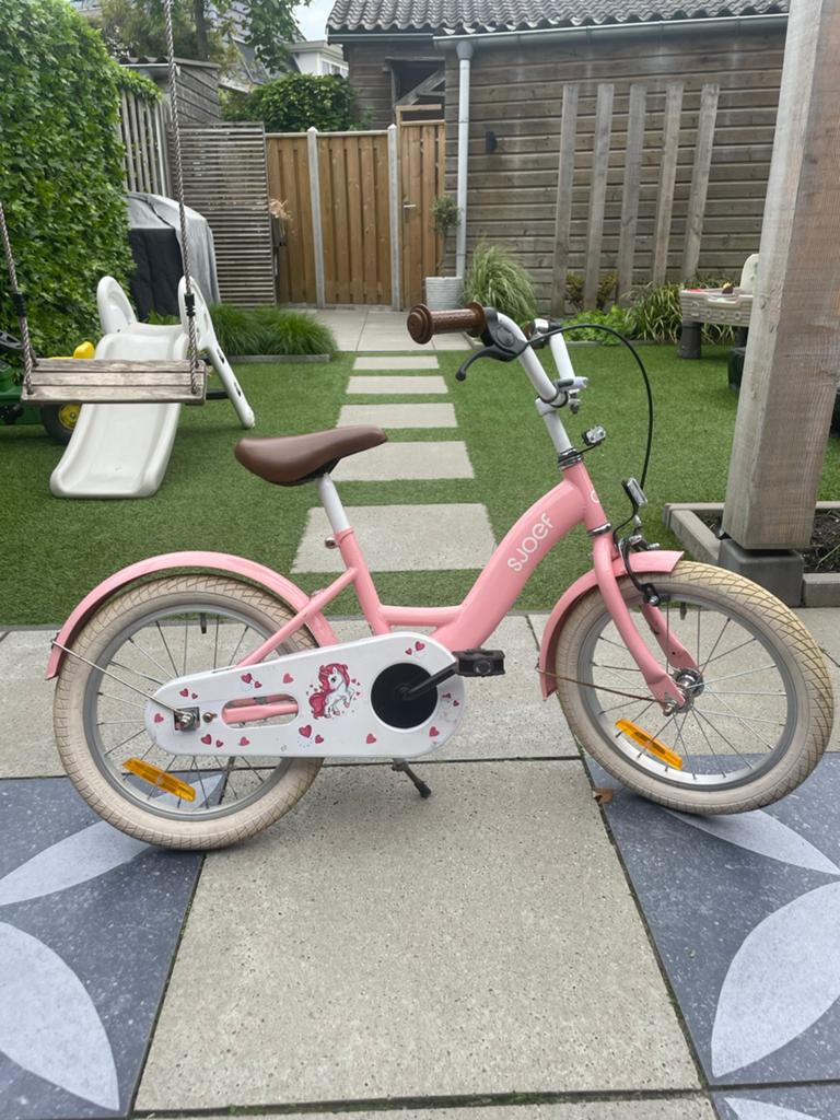 SJOEF Dolly Meisjesfiets 14 inch - Roze, Fietsen en Brommers, Fietsen | Kinderfietsjes, Ophalen, Gebruikt, Terugtraprem, Minder dan 16 inch