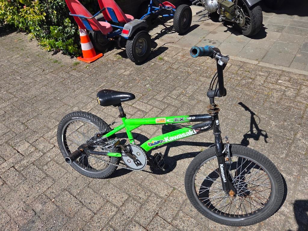 Kawasaki BMX 180 - Groene Freestyle Fiets, Fietsen en Brommers, Fietsen | Crossfietsen en BMX, Staal, Velgrem, Kawasaki, Ophalen of Verzenden