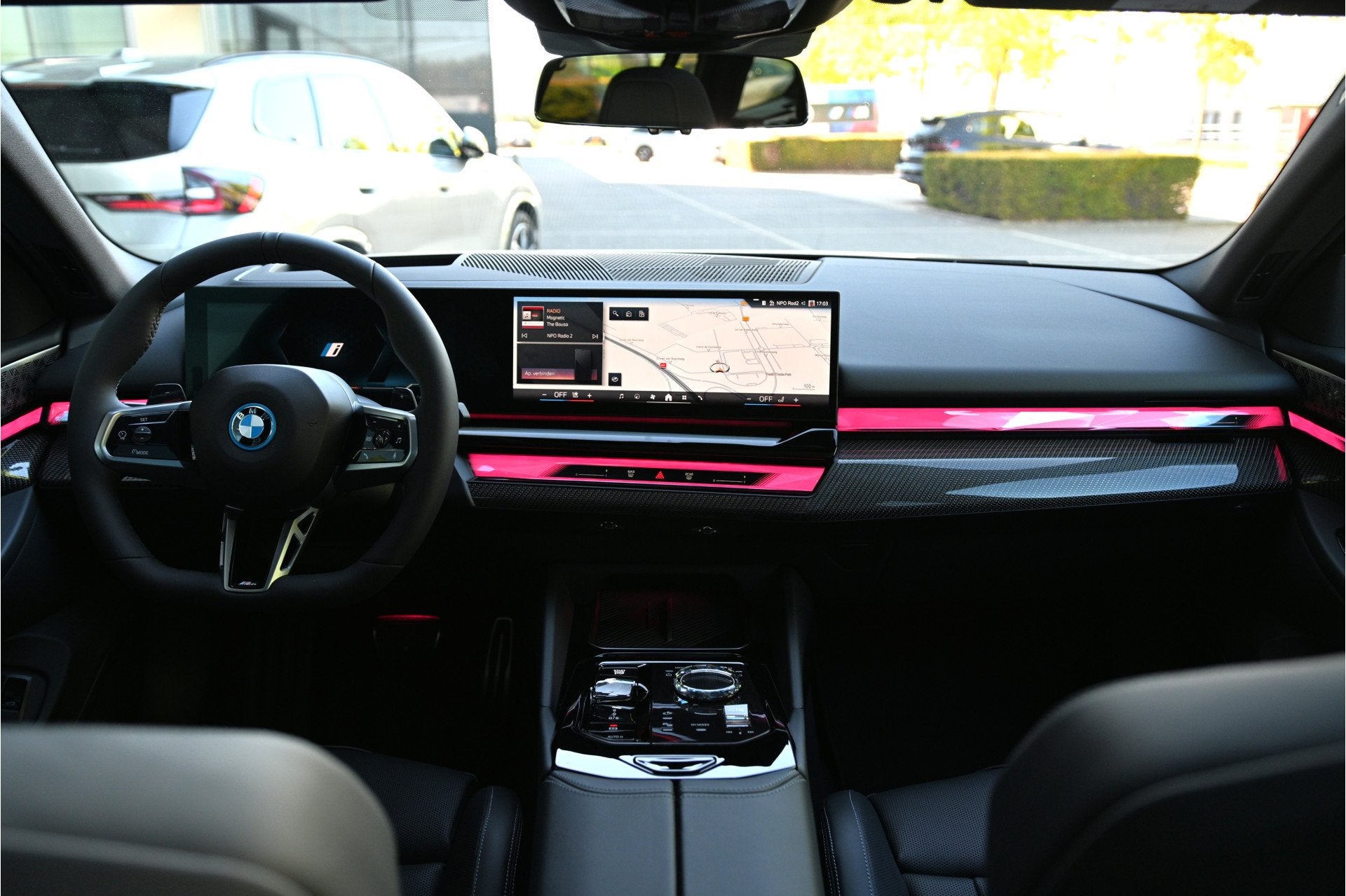 BMW 5 Serie Touring 530e M Sport Automaat / Panoramadak / Tr, Achterwielaandrijving, 1800 kg, 4 cilinders, Met garantie (alle)