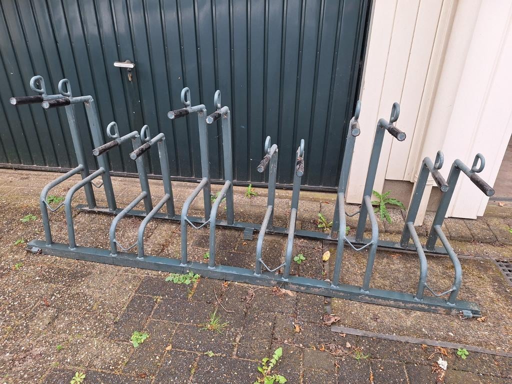 Fietsenrek voor 6 fietsen - 180x40x75 cm, Ophalen, Gebruikt
