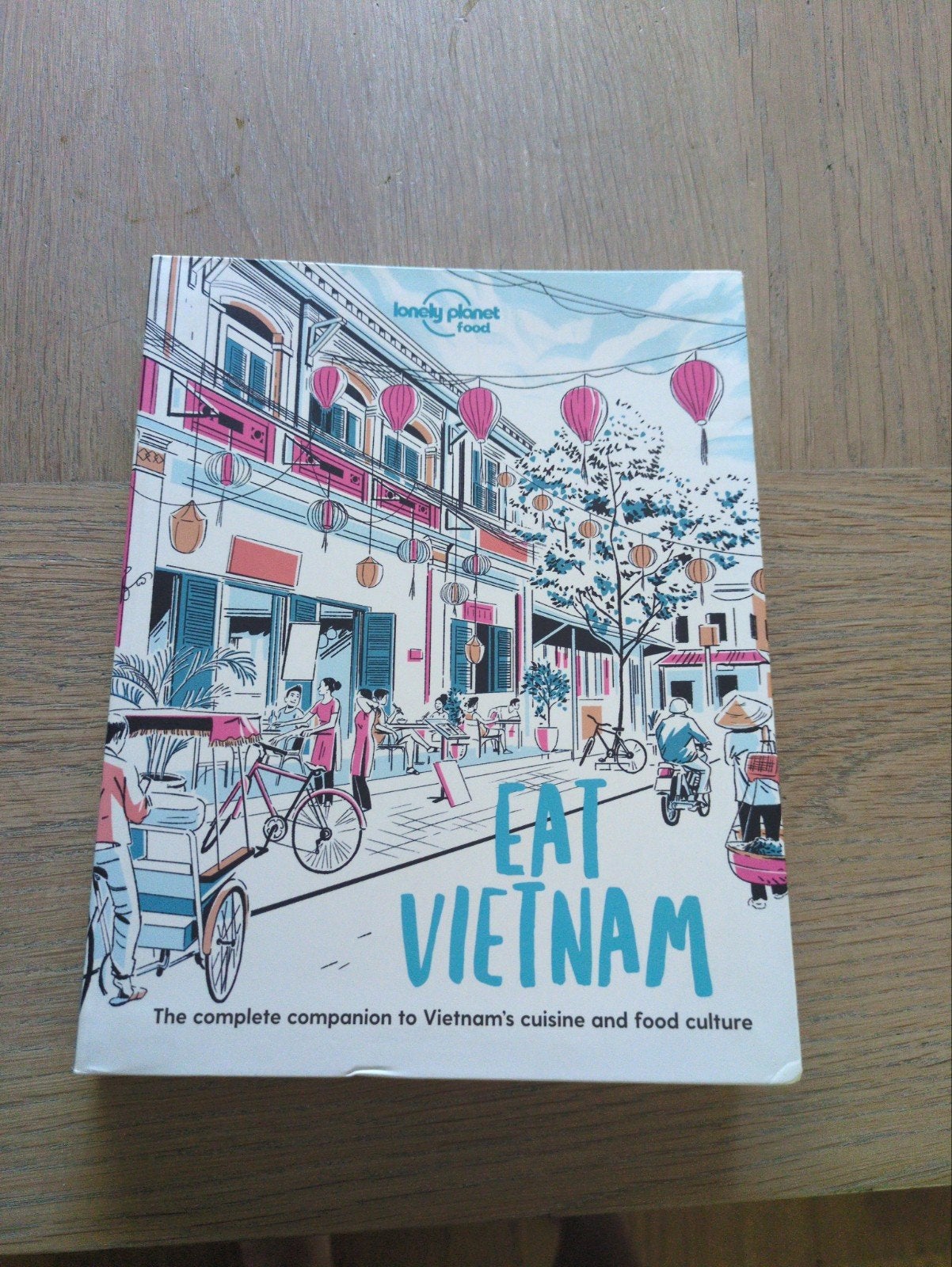 Lonely Planet Eat Vietnam, Boeken, Lonely Planet, Ophalen of Verzenden, Zo goed als nieuw, Azië