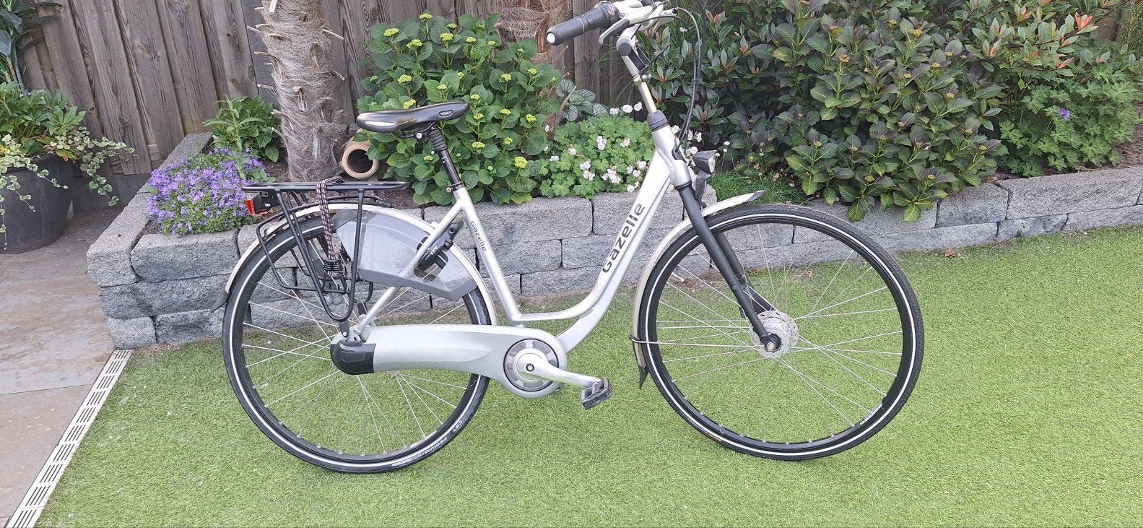 Mooie licht grijze gazelle dames fiets, Ophalen, Zo goed als nieuw, Gazelle