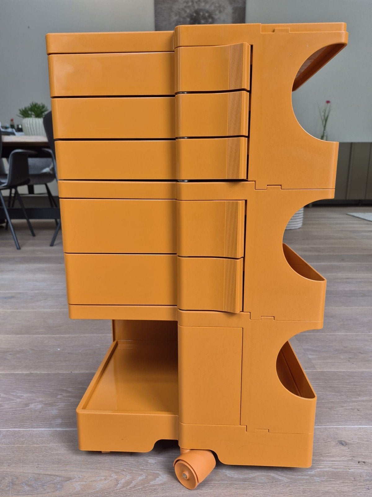 Vintage design trolley, Ophalen, Zo goed als nieuw