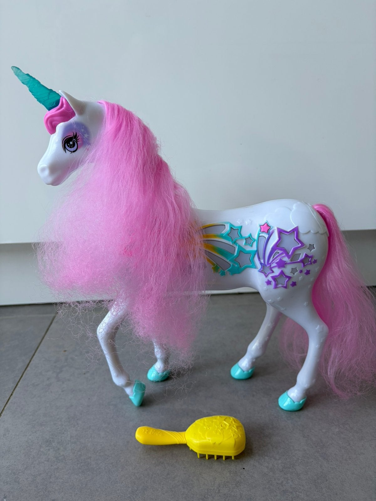 Barbie eenhoorn Dreamtopia met borsteltje nette staat!, Ophalen of Verzenden, Gebruikt, Barbie