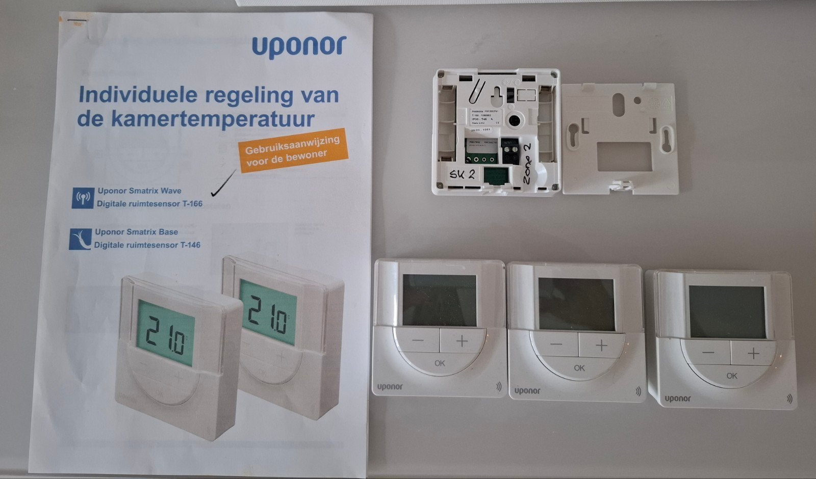 Uponor Smatrix Wave T-166  thermostaat 2x draadloos, Doe-het-zelf en Verbouw, Thermostaten, Ophalen of Verzenden, Gebruikt