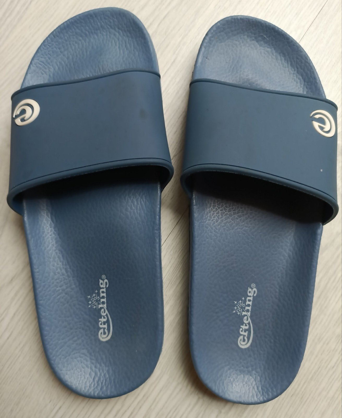 Efteling slippers maat 40/41, Slippers, Blauw, Ophalen of Verzenden, Zo goed als nieuw