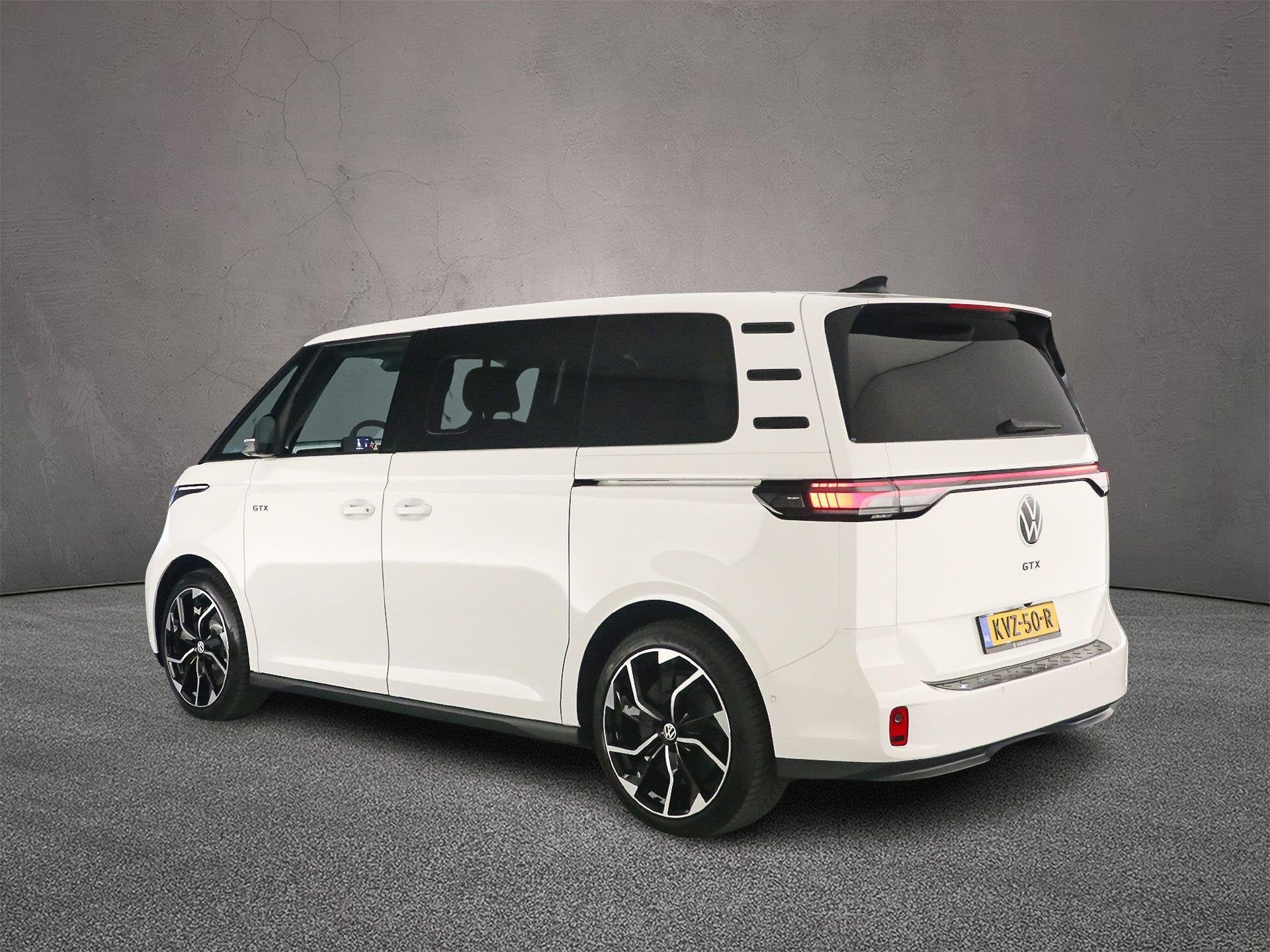 Volkswagen ID. Buzz GTX 4MOTION 340pk | Harman Kardon | Elec, Auto's, Automaat, Automatische klimaatregeling, 6 stoelen, 79 kWh