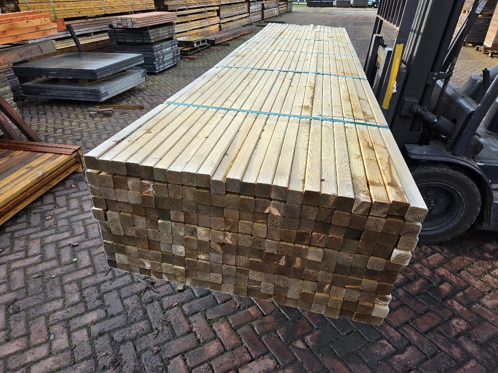 VEEL VOOR WEINIG AANBIEDING - balken 5x5 cm Geïmpregneerd, Tuin en Terras, Palen, Balken en Planken, Ophalen, 250 cm of meer, Balken