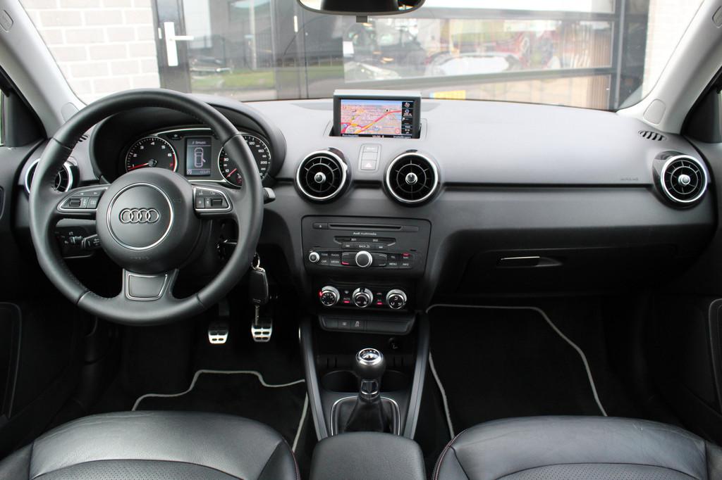 Audi A1 Sportback 1.2 TFSI Admired / S-Line / Leer / Led / N, Voorwielaandrijving, Euro 5, 86 pk, Met garantie (alle)
