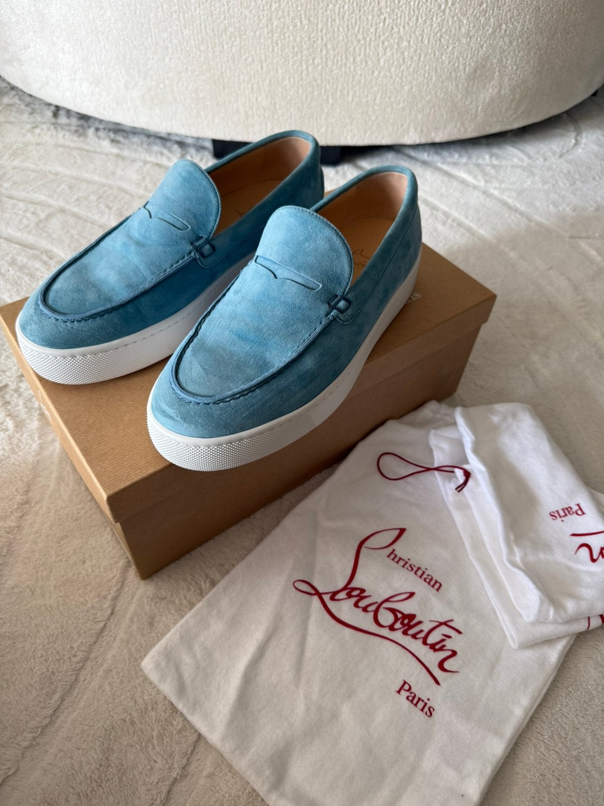Louboutin instappers maat 42, Ophalen, Blauw, Instappers, Zo goed als nieuw