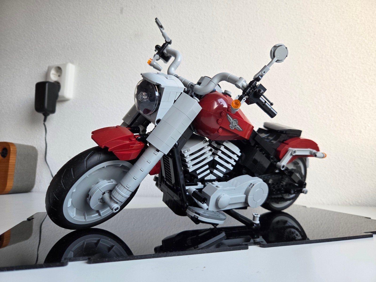 LEGO Harley-Davidson Fat Boy 10269 met display case, Ophalen