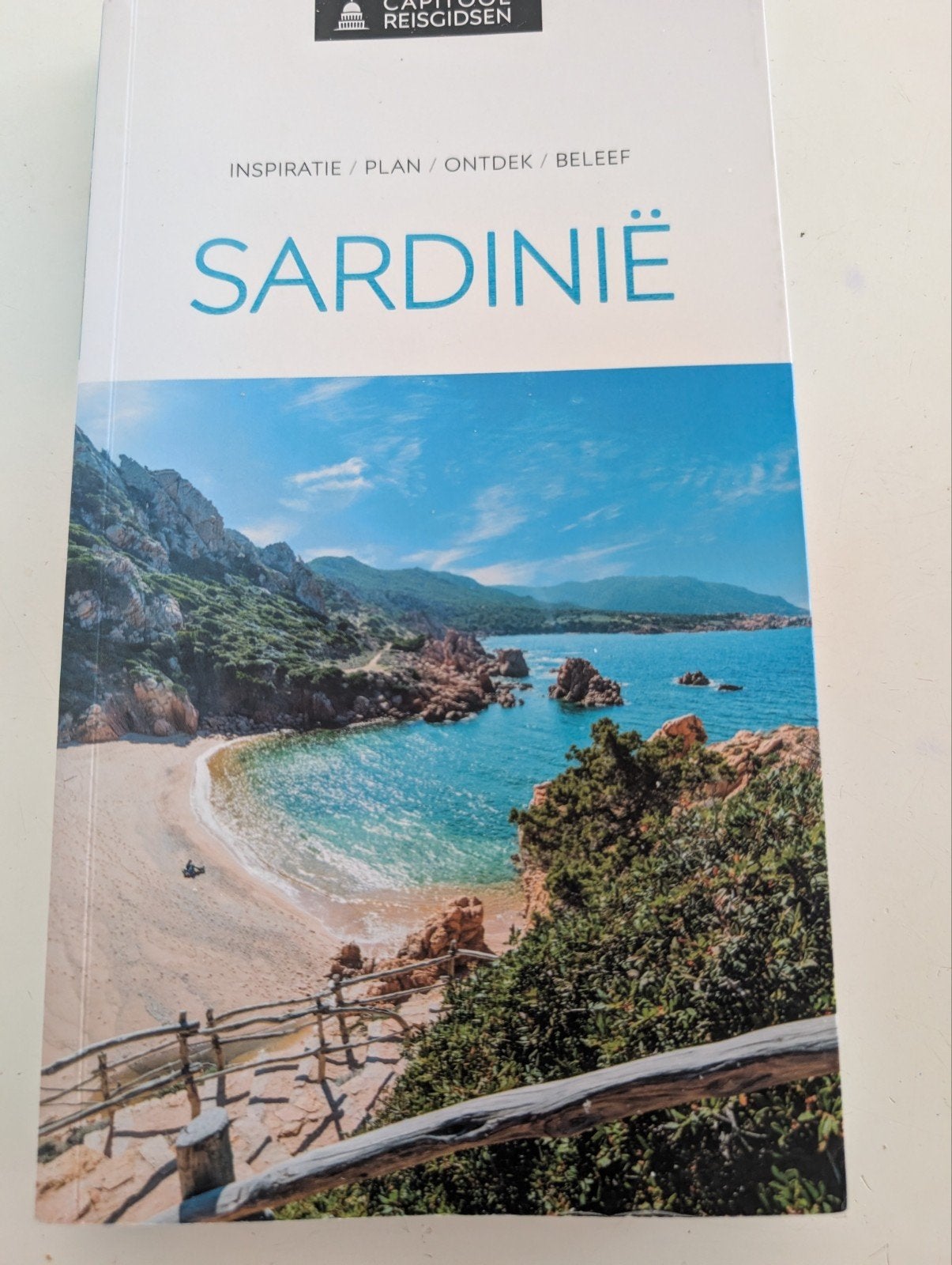 Capitool Reisgids Sardinië, Capitool, Europa, Ophalen of Verzenden, Zo goed als nieuw