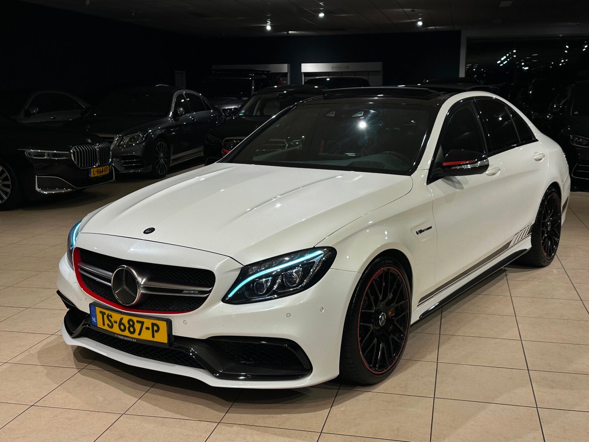 Mercedes-Benz C-klasse C63 S AMG EDITION 1/CERAMIC/CARBON/PA, Auto's, Mercedes-Benz, Automaat, Achterwielaandrijving, Gebruikt