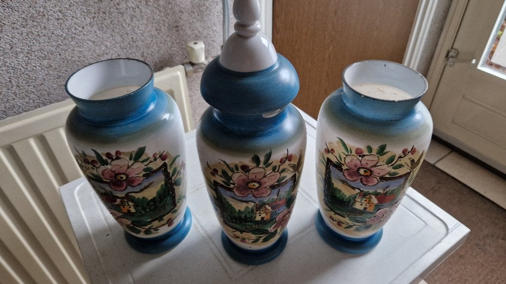 3 oude vazen hand beschilderd, Antiek en Kunst, Antiek | Vazen, Ophalen of Verzenden