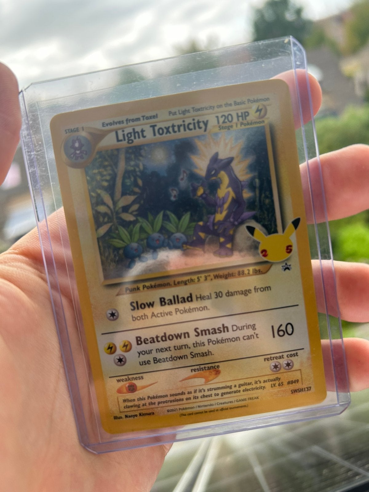 Light Toxtricity – Pokémon Celebrations Classic, Verzenden, Nieuw, Losse kaart, Foil