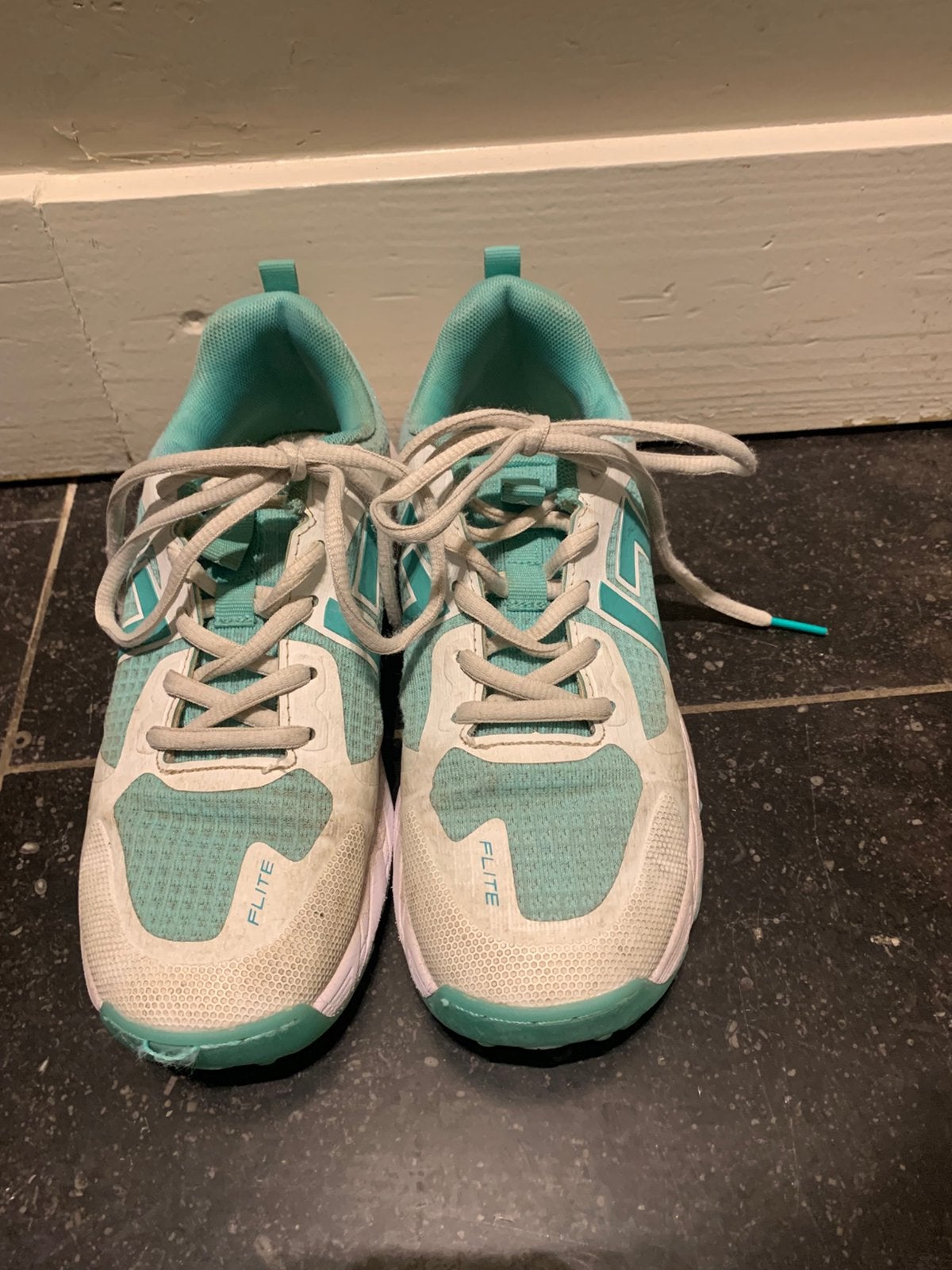 Brabo hockey schoenen 37, Ophalen of Verzenden, Zo goed als nieuw, Schoenen