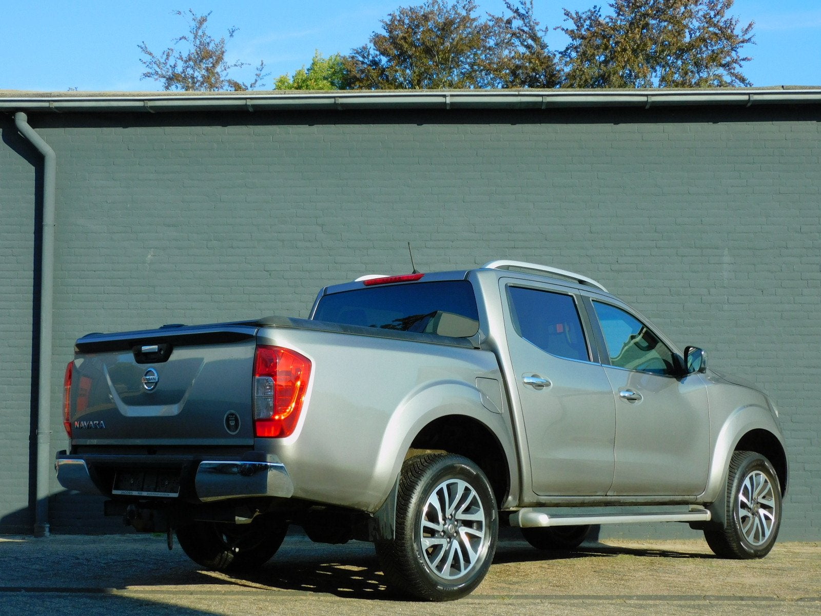 Nissan Navara 2.3 dCi Acenta Double Cab Veth BTW VRIJ! 360, Auto's, Automaat, Gebruikt, Zwart, Bedrijf