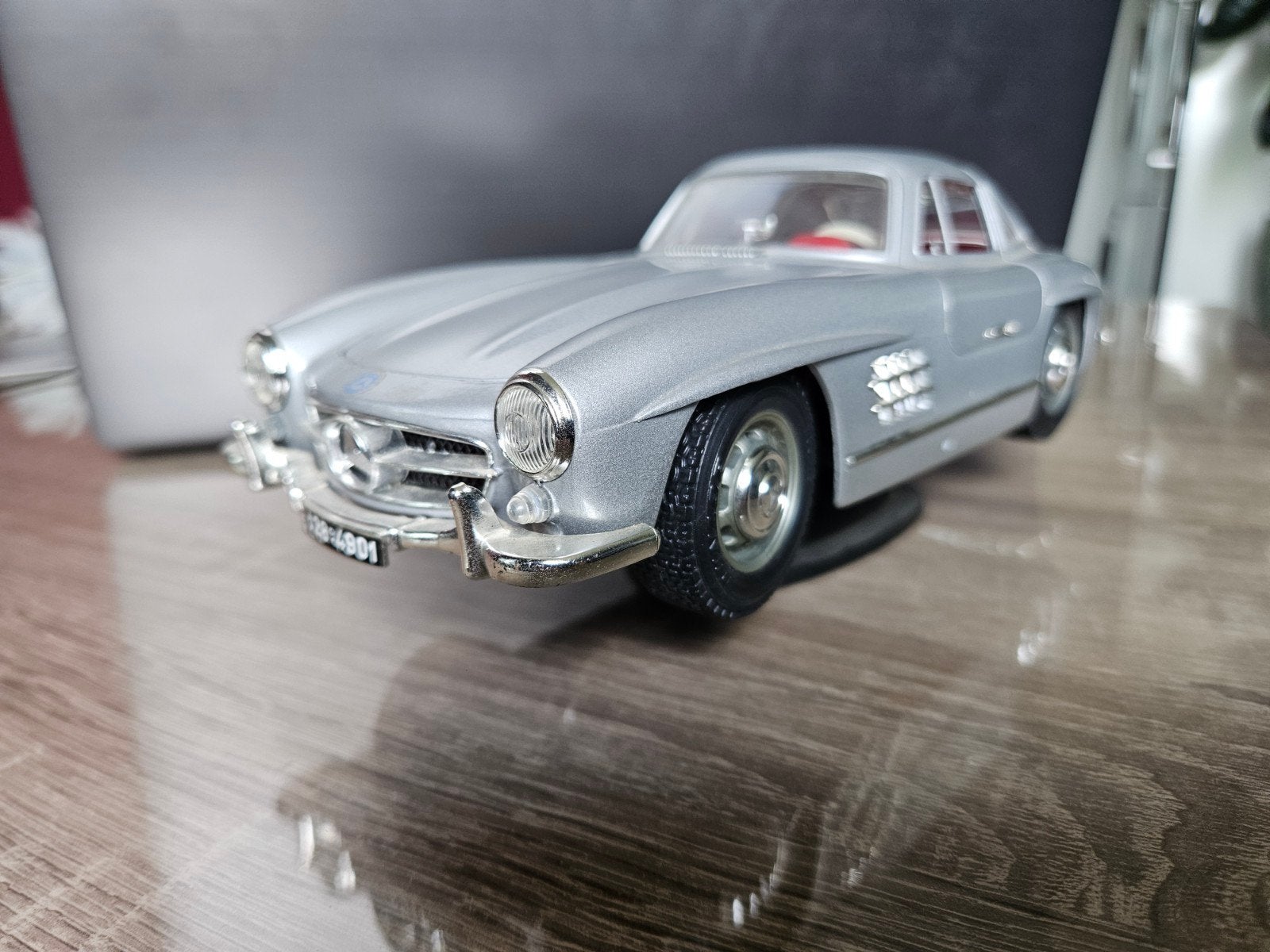 Mercedes-Benz 300 SL 1:18, Ophalen of Verzenden, Bburago