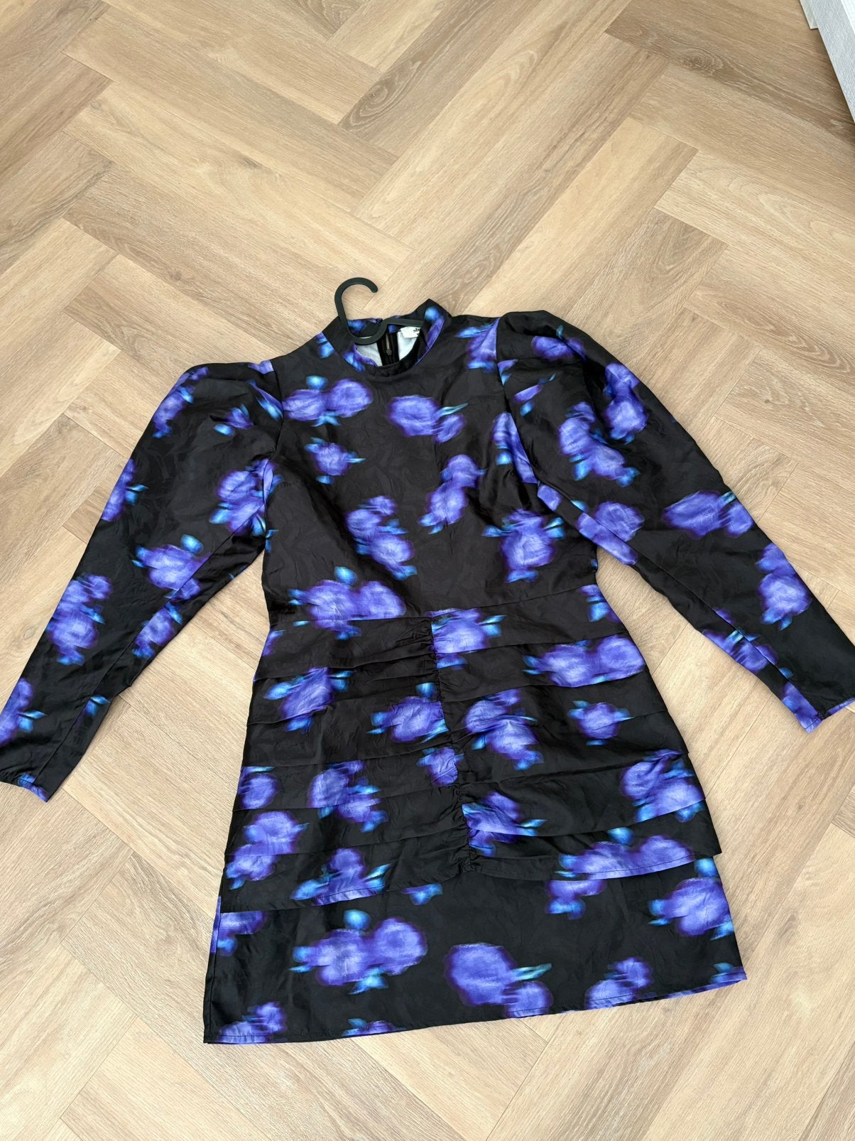 Shoeby jurk, Verzenden, Zo goed als nieuw, Onder de knie