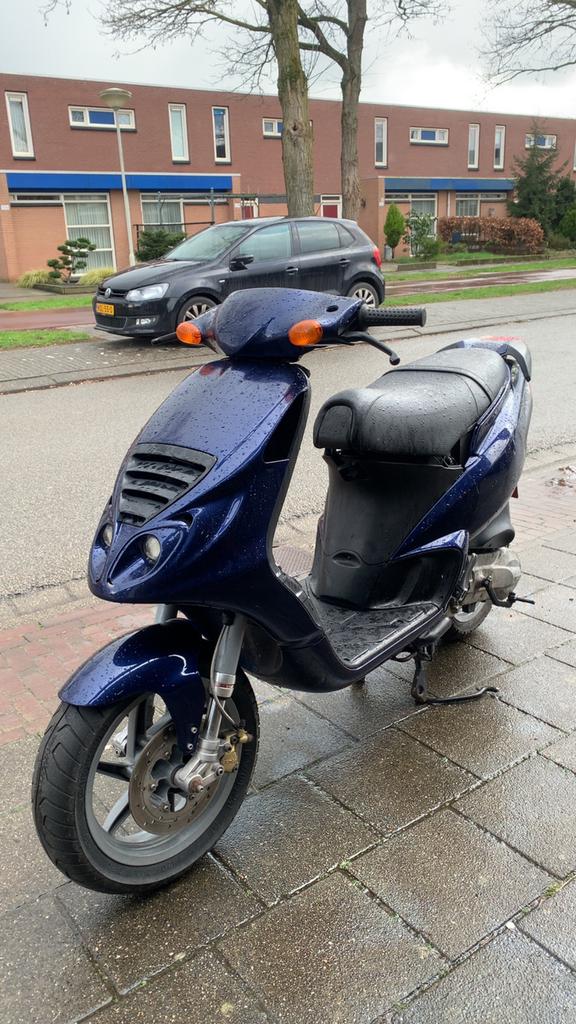 piaggio nrg mc2 125cc, Ophalen of Verzenden, Zo goed als nieuw, Tweetakt, NRG
