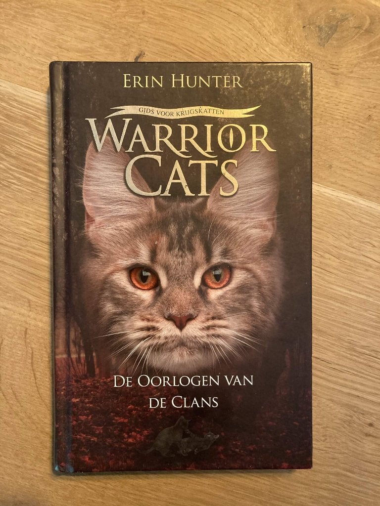 Warrior Cats, De oorlogen van de Clans, Boeken, Erin Hunter, Ophalen of Verzenden, Zo goed als nieuw, Fictie
