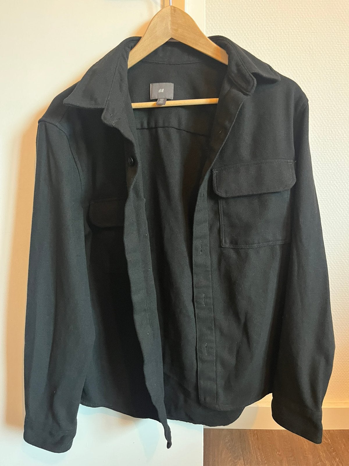 H&M zwarte overshirt jas, maat S, Ophalen of Verzenden, Zo goed als nieuw, Zwart, Halswijdte 38 (S) of kleiner