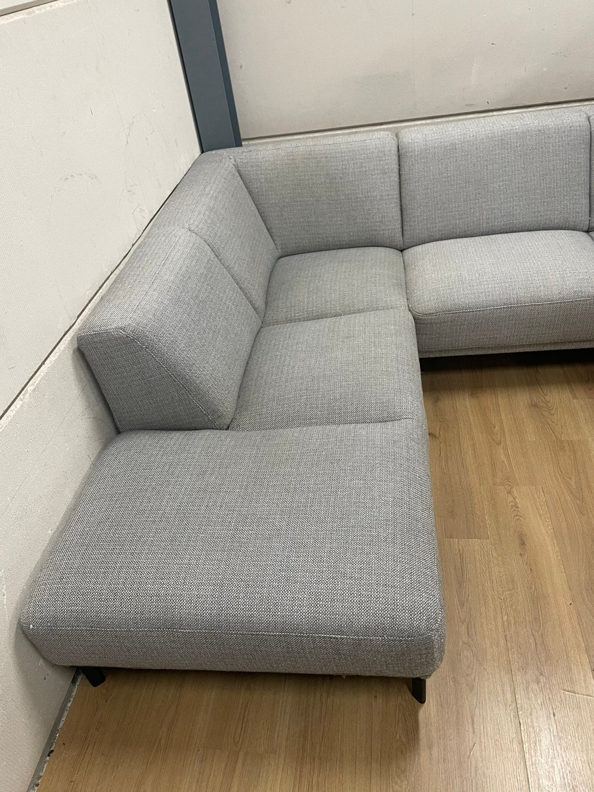 Mooie luxe grijze MONTEL viano hoekbank - GEREINIGD!!!, Ophalen, 250 tot 300 cm, Luxe, Hoekbank