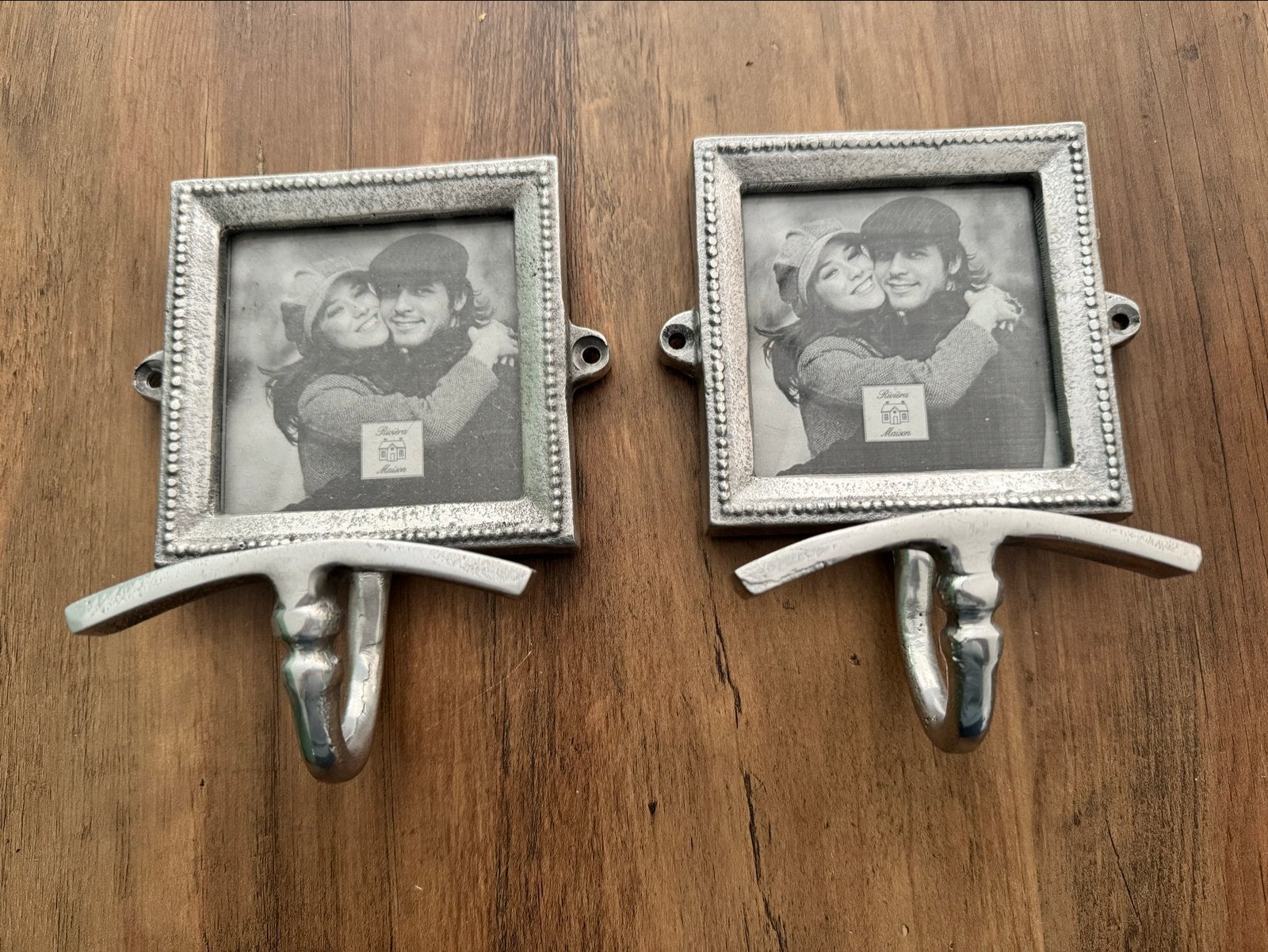 2 Riviera Maison fotolijsten met haak, Ophalen of Verzenden, Zo goed als nieuw, Fotolijst, Metaal