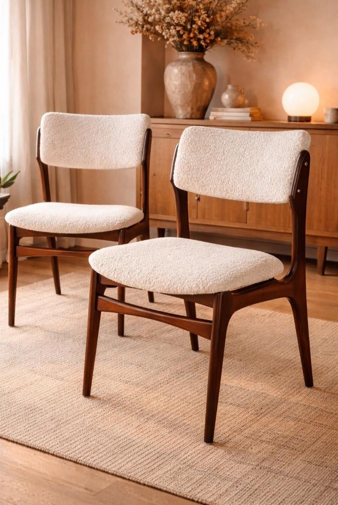 Prachtige vintage stoelen van Erik Buch set van 4, Ophalen, Zo goed als nieuw, Bruin