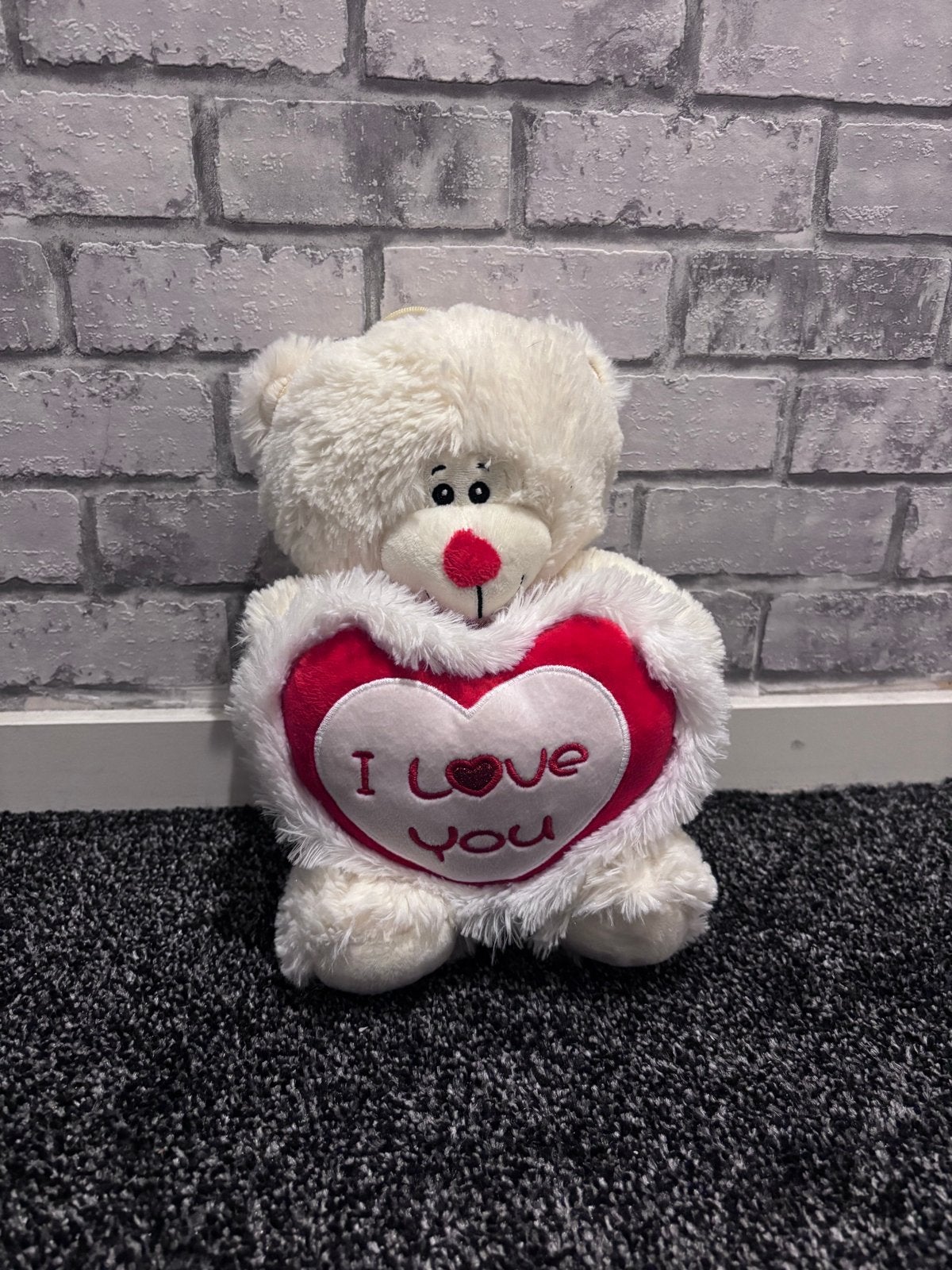Nieuwe Witte Knuffelbeer met 'I Love You' Hart - 23 cm, Beer, Nieuw, Ophalen of Verzenden, Middelgroot (20 tot 80 cm)