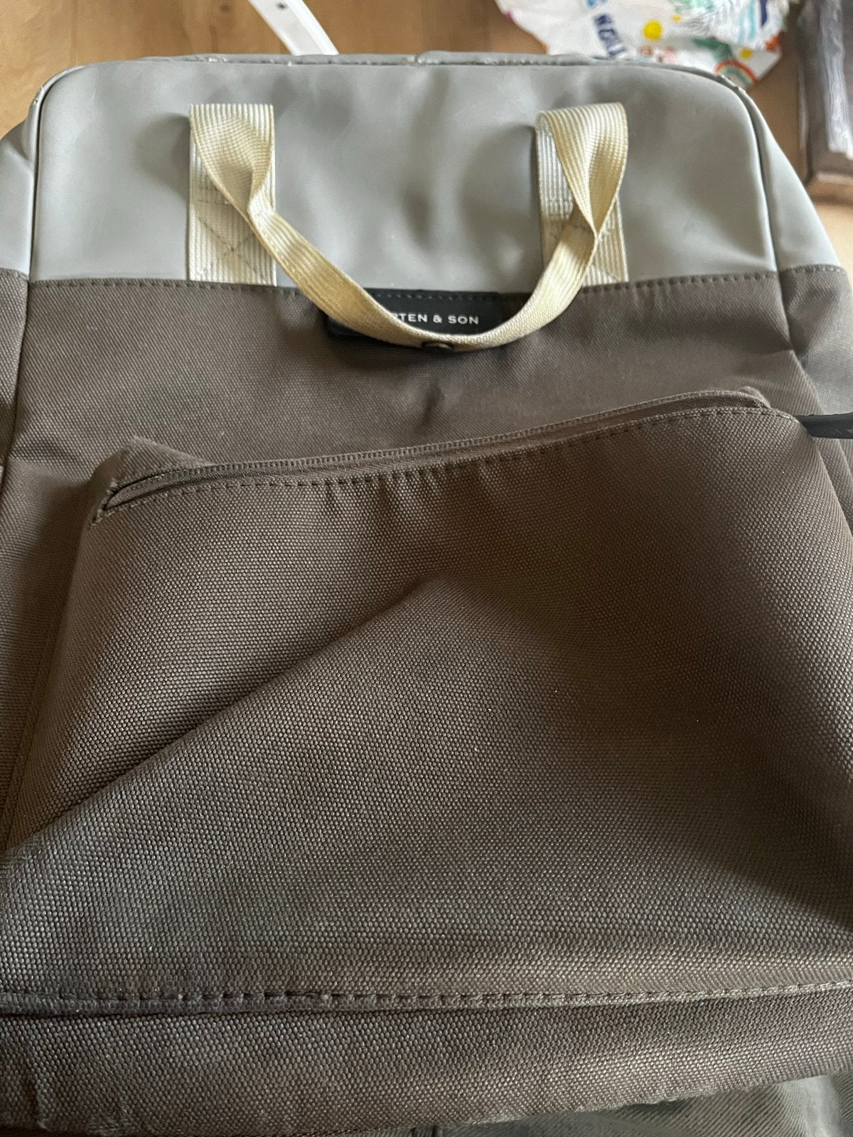 Kapten & Son rugzak grijs, Gebruikt, 25 tot 40 cm, Waterdicht, 30 tot 45 cm