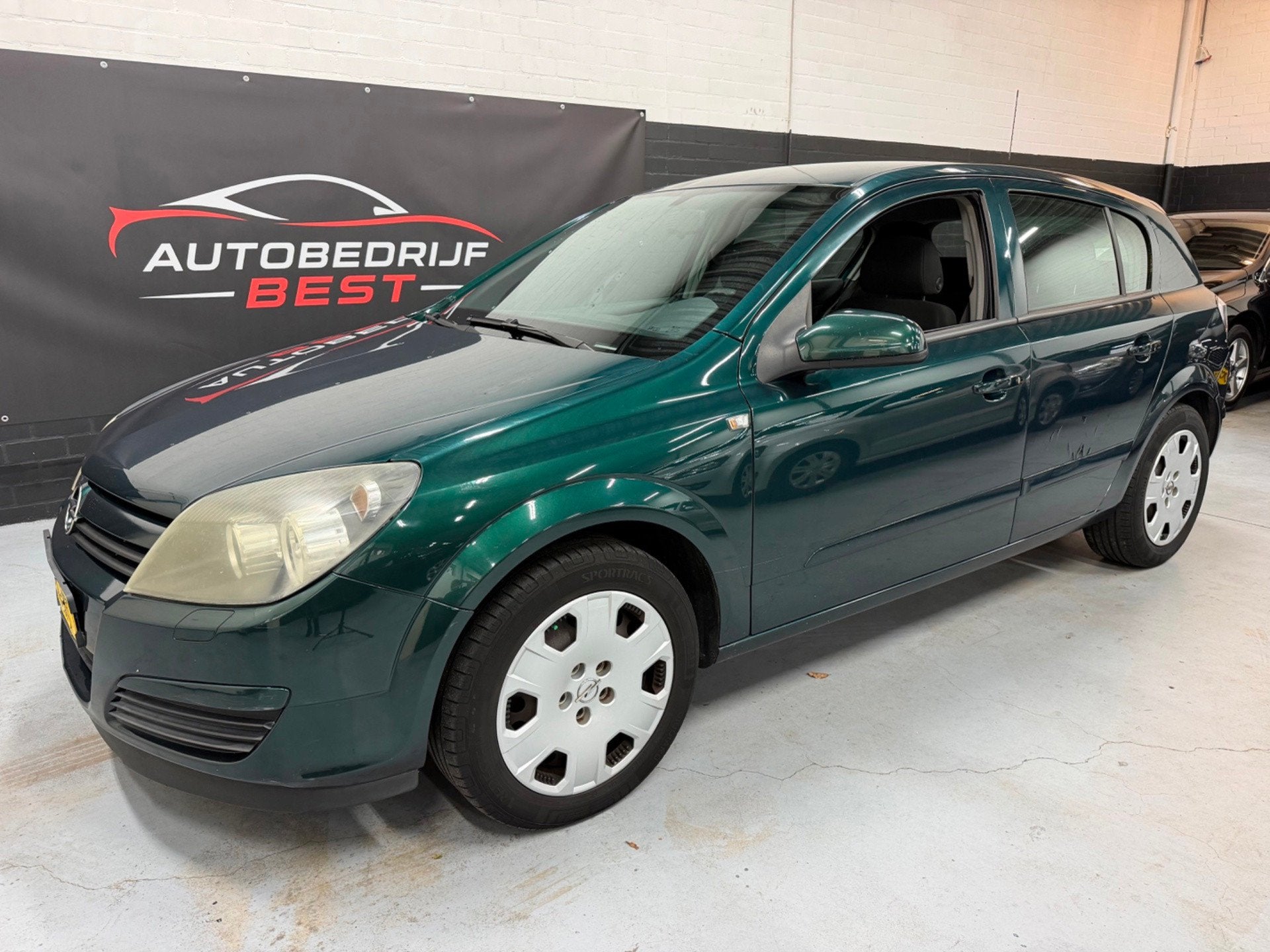 Opel Astra 1.8 Enjoy Nap/Airco/AUTOMAAT/INRUILKOOPJE!, Auto's, Opel, Gebruikt, Zwart, 4 cilinders, 1210 kg