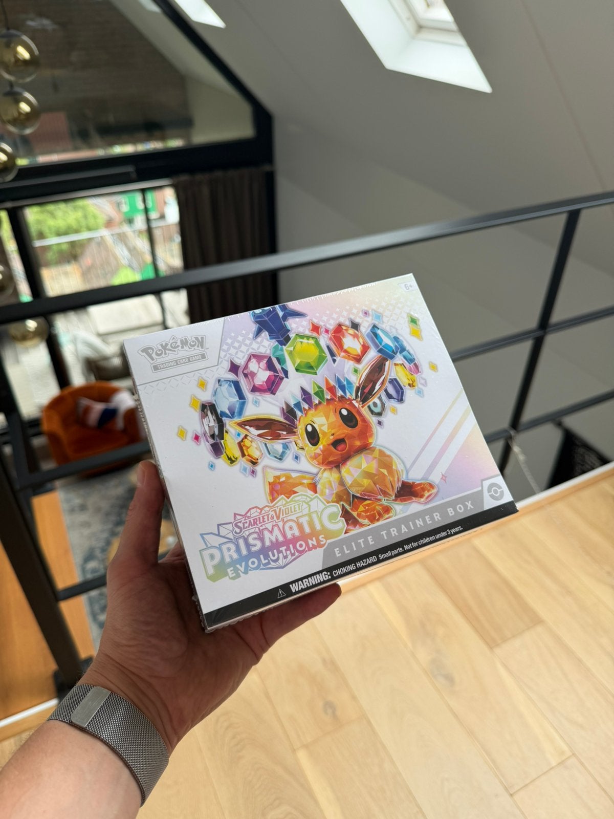 Pokémon Prismatic Evolutions ETBs (Beperkte voorraad), Ophalen of Verzenden, Nieuw, Overige typen