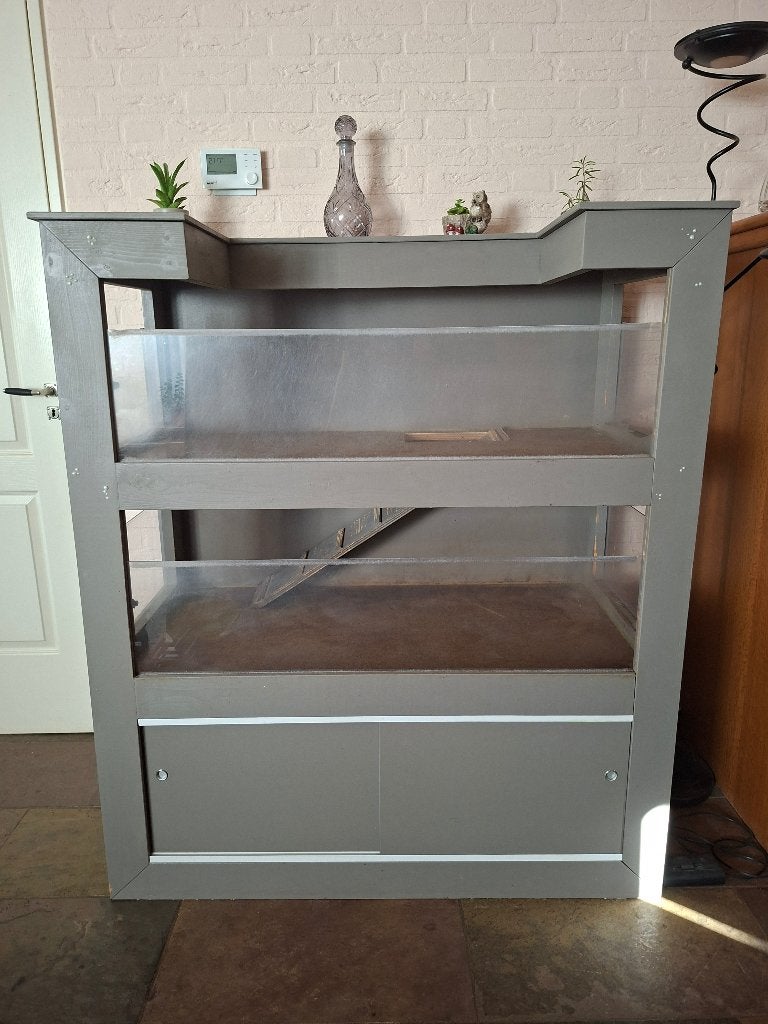 Cavia flat, Ophalen, Cavia, 90 cm of meer, Hok